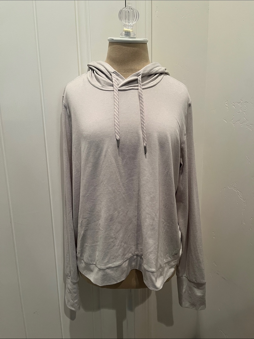 Vuori Light Gray Women's Hoodie Sweater